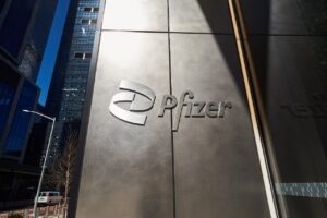 FDA committee backs Pfizer’s RSV vaccine candidate for infants
