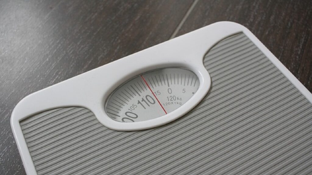 weighing-scale-7053082_640 (2)