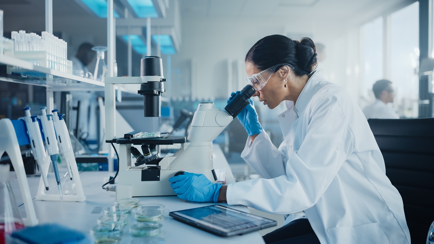 Isomorphic Labs receives $2.1bn for AI drug development
