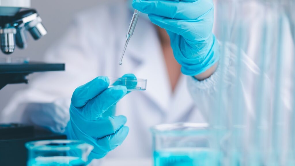 Scientists,Are,Conducting,Experiments,,Researching,,And,Analyzing,In,The,Field